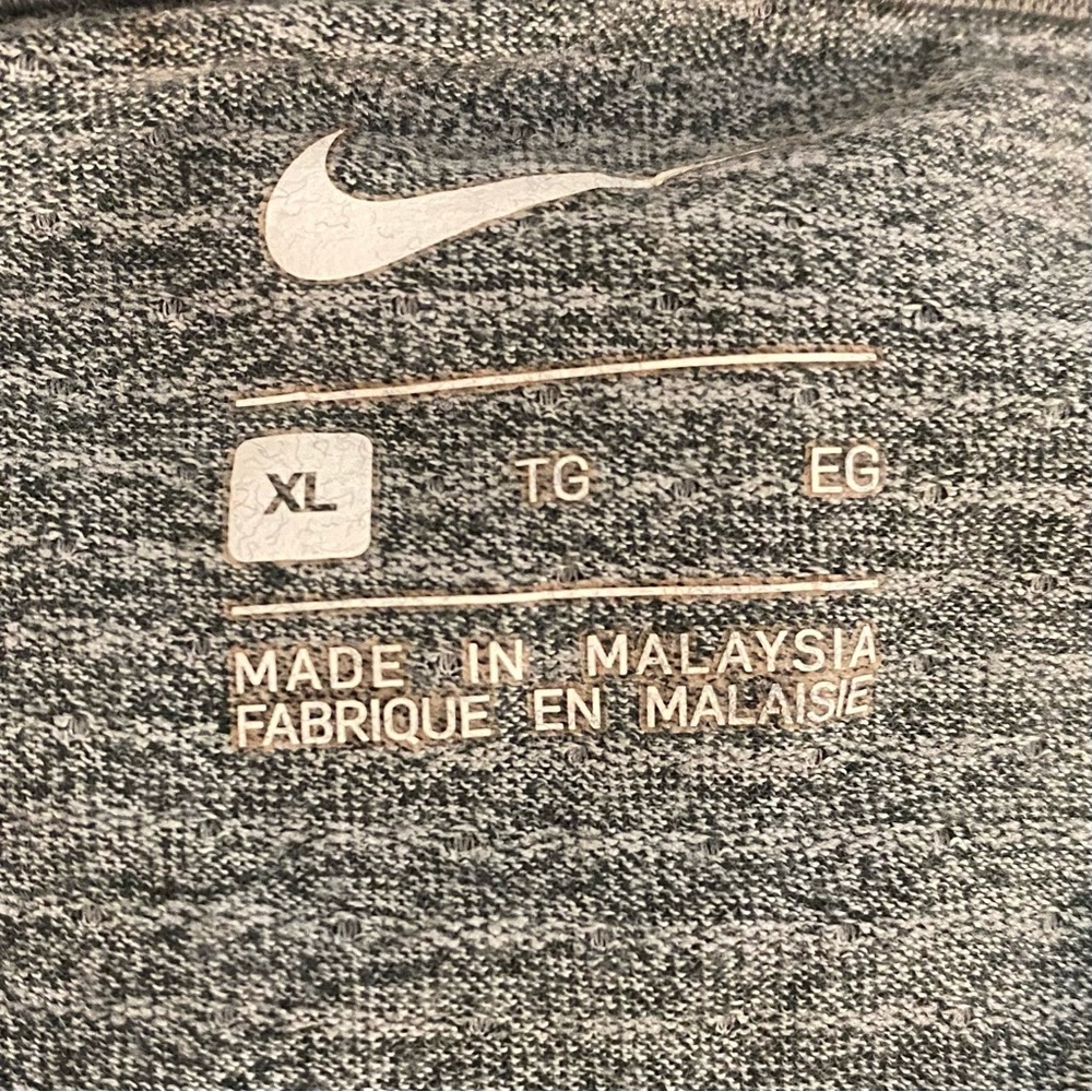 Nike Heather Gray Maroon Long Sleeve Top Men's Sz Large athletic to casual wear - Picture 3 of 11